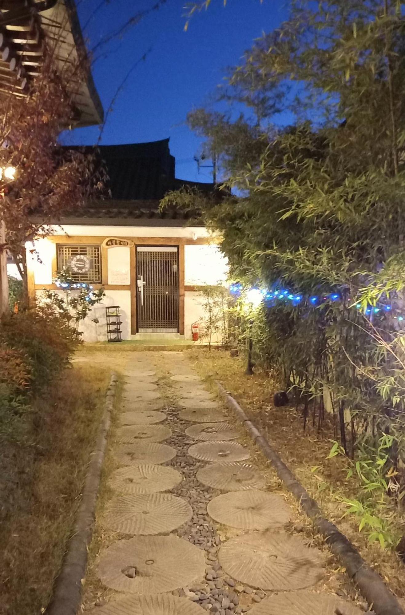 Adam Guesthouse 庆州 客房 照片